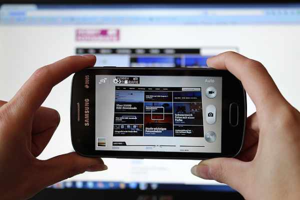Webseite auf Smartphone